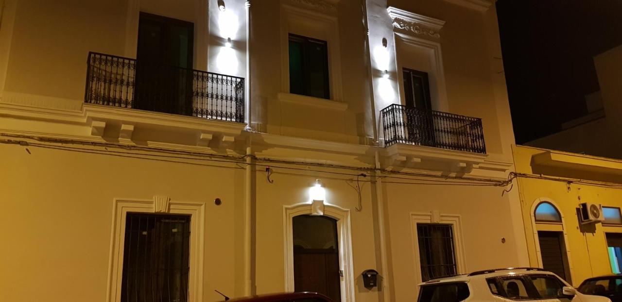 Handy Brindisi Exterior foto
